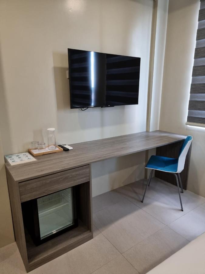Seeya Hotel Tubigon الغرفة الصورة